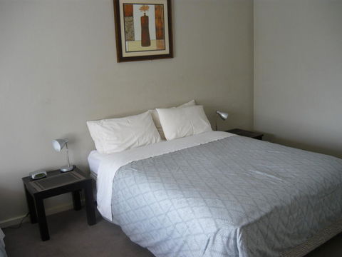 Albany Apartments - Accommodation Main Beach 12