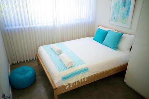 Cottesloe Artist's Beach Retreat - Accommodation Main Beach 3