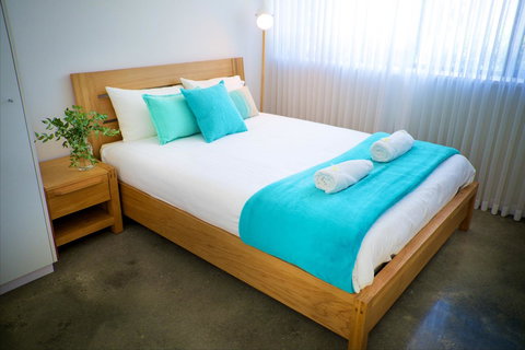 Cottesloe Artist's Beach Retreat - Accommodation Main Beach 0