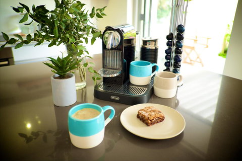 Cottesloe Artist's Beach Retreat - Accommodation Main Beach 21