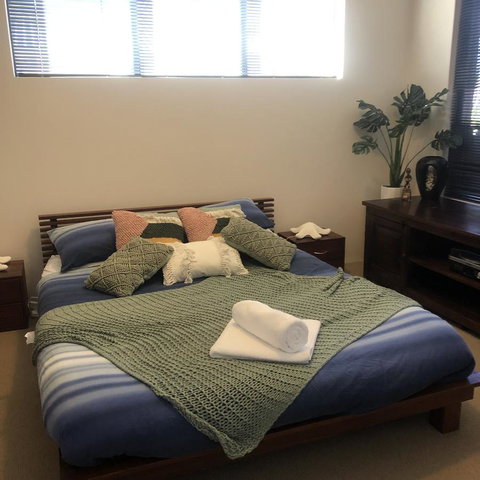 BeachHideaway@Scarborough - Accommodation Main Beach 1