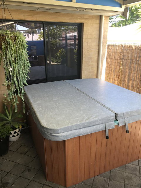 BeachHideaway@Scarborough - Accommodation Main Beach 16