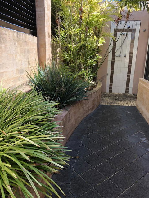 BeachHideaway@Scarborough - Accommodation Main Beach 32