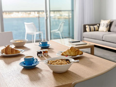 Be. Fremantle - Accommodation Main Beach 25