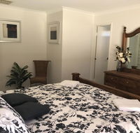 Blue Lake Family Retreat - Accommodation Main Beach