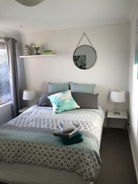 Blue Lake Family Retreat - Accommodation Main Beach 19