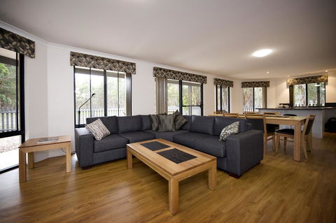 Margaret River Hideaway & Farmstay - Accommodation Main Beach 3