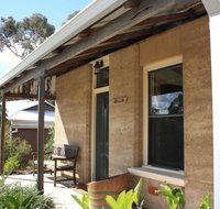 Hotham Ridge Winery and Cottages - Accommodation Main Beach