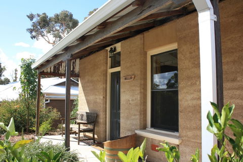 Hotham Ridge Estate - Accommodation Main Beach 0
