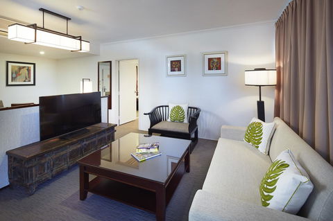 Pagoda Resort & Spa - Accommodation Main Beach 14