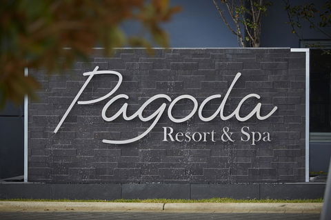 Pagoda Resort & Spa - Accommodation Main Beach 16