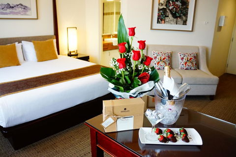 Pagoda Resort & Spa - Accommodation Main Beach 1