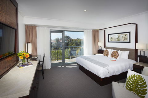 Pagoda Resort & Spa - Accommodation Main Beach 13