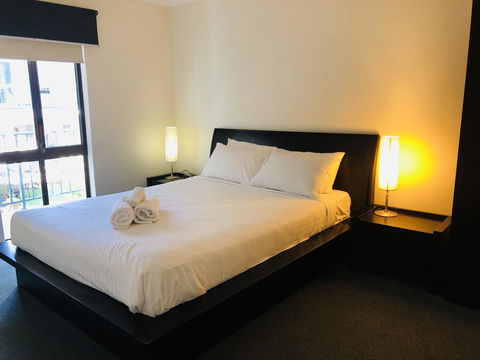 Seashore Memories - Sleeps 3 - Accommodation Main Beach 6