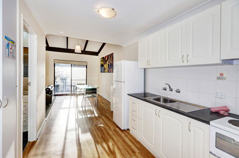 Seashore Memories - Sleeps 3 - Accommodation Main Beach 10