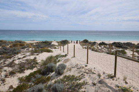 Seashore Memories - Sleeps 3 - Accommodation Main Beach 20