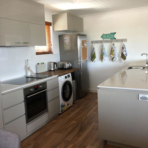 Mullaloo Beachfront Retreat - Accommodation Main Beach 5