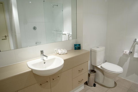 Quest Scarborough - Accommodation Main Beach 1