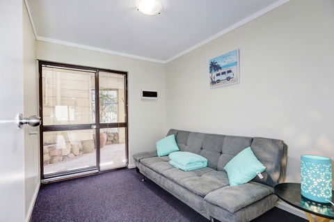 West Beach Lagoon 202 - Quiet & Ground Floor! - Accommodation Main Beach 5