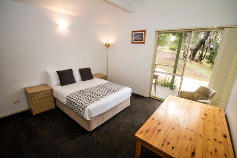 Fern Creek - Accommodation Main Beach 12