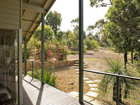 Fern Creek - Accommodation Main Beach 0