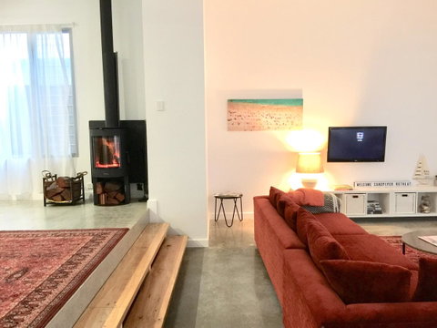 Sandpiper Retreat - Accommodation Main Beach 2