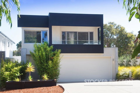 Sandpiper Retreat - Accommodation Main Beach 1