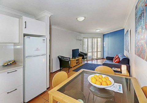 Beachfront @ Scarbs - Accommodation Main Beach 1