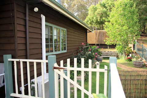 Riverglen Chalets - Accommodation Main Beach 17