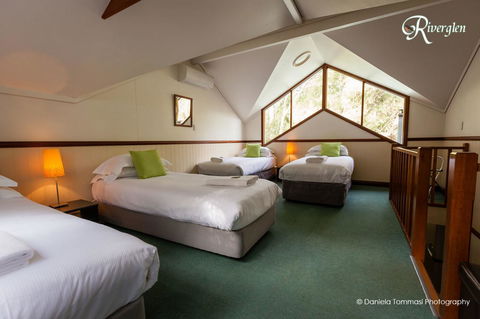 Riverglen Chalets - Accommodation Main Beach 34