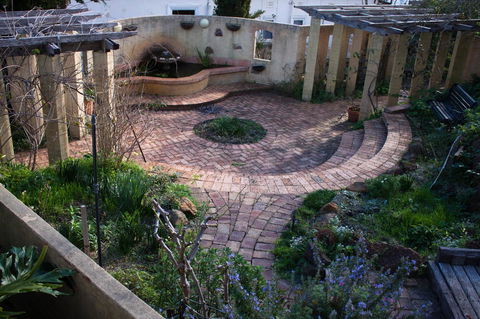 Lotti's House - Accommodation Main Beach 16