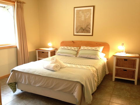 Riverside Retreat Chalets, Walpole - Accommodation Main Beach 12