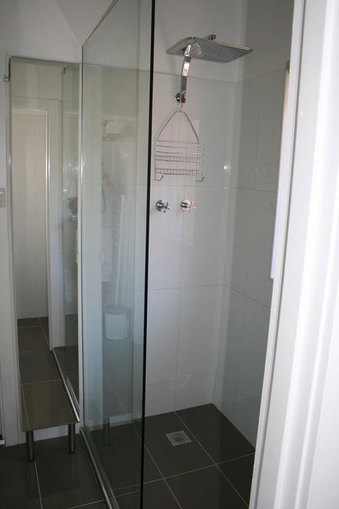 Kenata-Fairway Apartment Hotel - Accommodation Main Beach 2