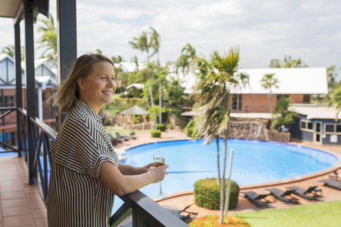 Moonlight Bay Suites - Accommodation Main Beach 2