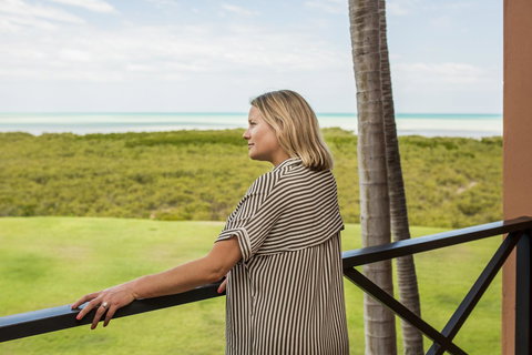 Moonlight Bay Suites - Accommodation Main Beach 5