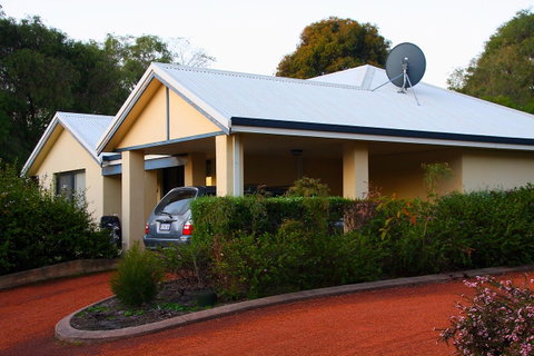 Bayside Villas - Accommodation Main Beach 20