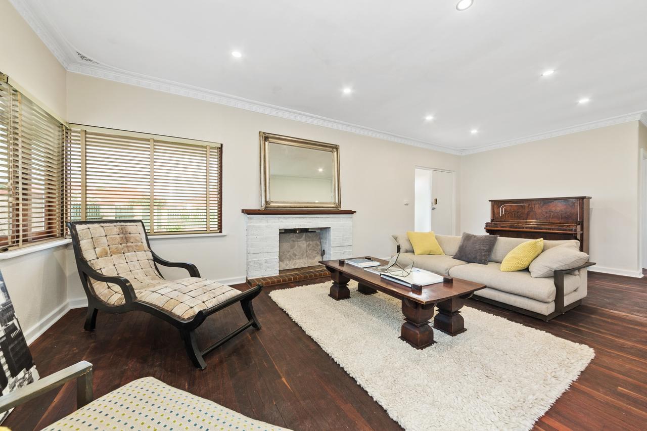 Inglewood WA Accommodation Main Beach