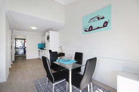 West Beach Lagoon 218 - Outstanding Value! - Accommodation Main Beach 8