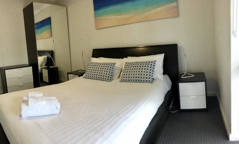West Beach Lagoon 218 - Outstanding Value! - Accommodation Main Beach 3