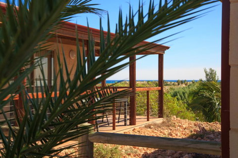 Peoples Park - Accommodation Main Beach 40