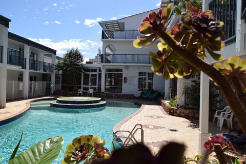 West Beach Lagoon 114 â€“ Ocean Views - Accommodation Main Beach 14