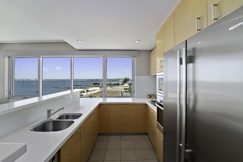 Luxury Suite Bunbury - Accommodation Main Beach 8
