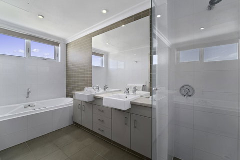 Luxury Suite Bunbury - Accommodation Main Beach 11