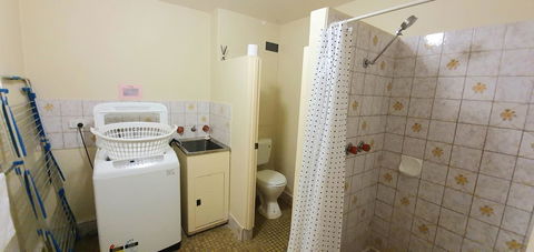 West Beach Lagoon 208 â€“ Great Value! - Accommodation Main Beach 15