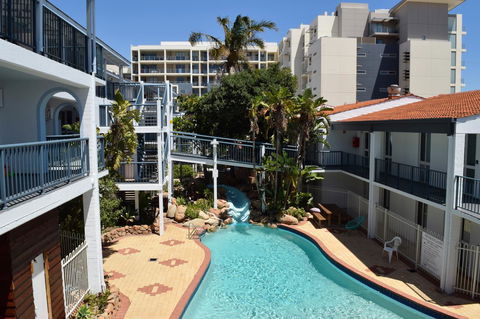 West Beach Lagoon 208 â€“ Great Value! - Accommodation Main Beach 18