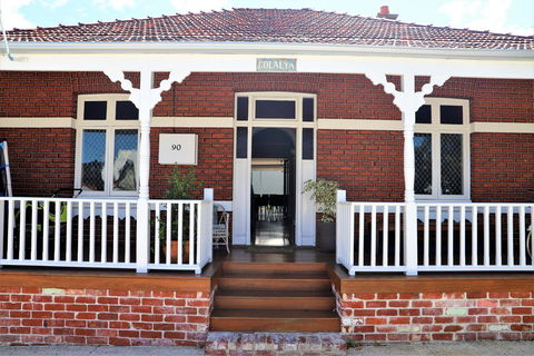 Fremantle Heritage Home For You To Enjoy! - Accommodation Main Beach 16