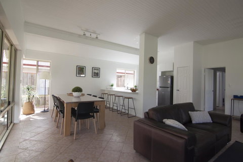 Stableford Cottage Holiday Home Dunsborough - Accommodation Main Beach 4