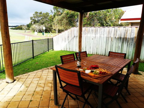 Stableford Cottage Holiday Home Dunsborough - Accommodation Main Beach 11