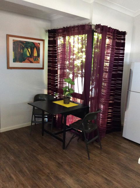 Como Retreat - Two Bedroom Villa - Accommodation Main Beach 3