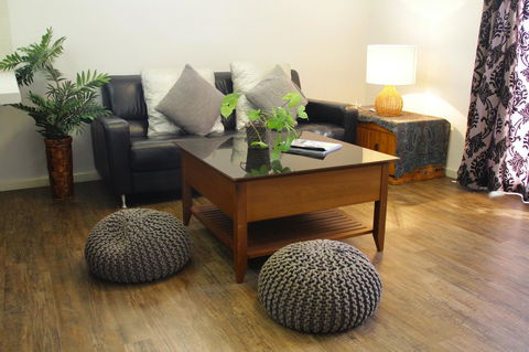 Como Retreat - Two Bedroom Villa - Accommodation Main Beach 0
